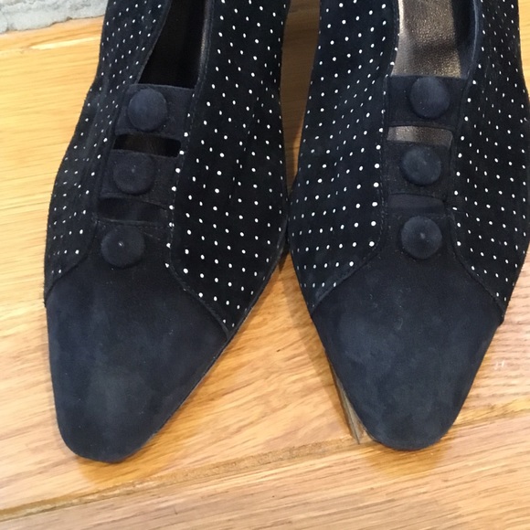 Vintage Charles David Black Polka Dot Suede Pumps - Picture 3 of 8